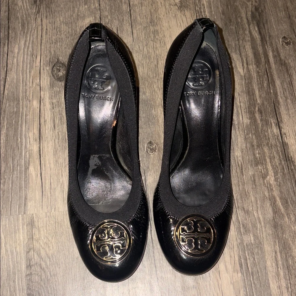 Tory Burch round toe black heel - woman’s size 9